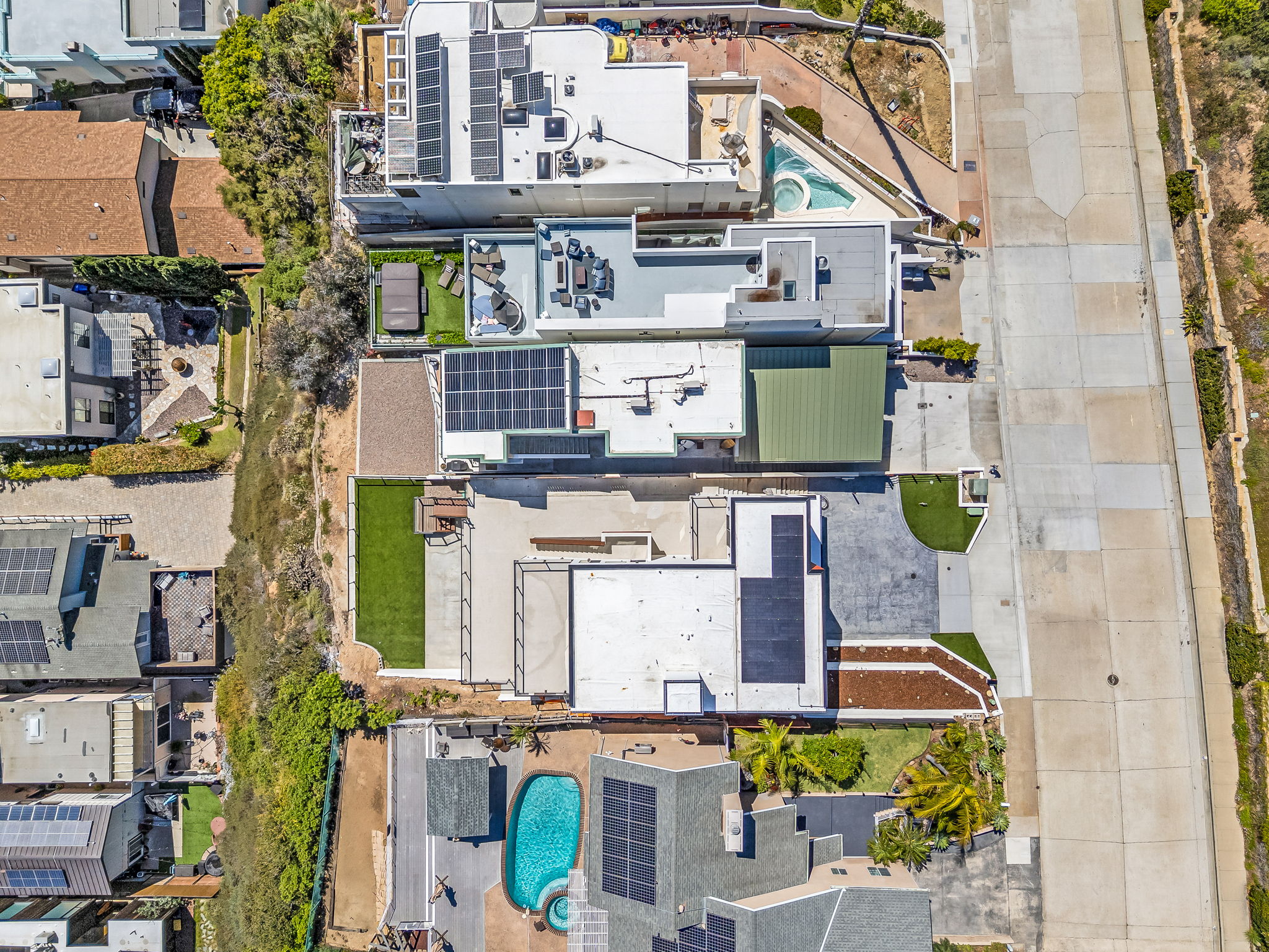 1243-1245 Van Nuys St-81