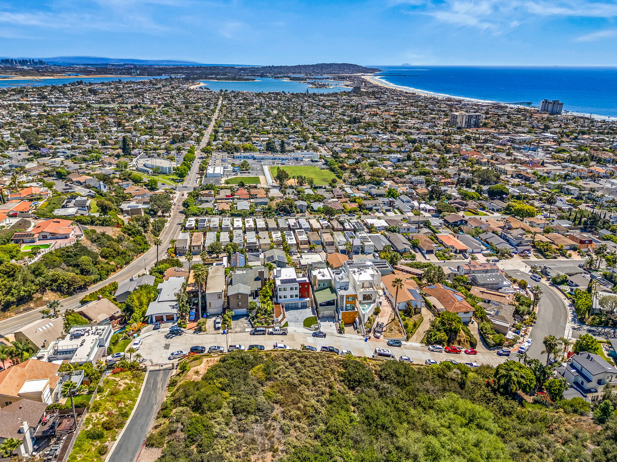 1243-1245 Van Nuys St-73