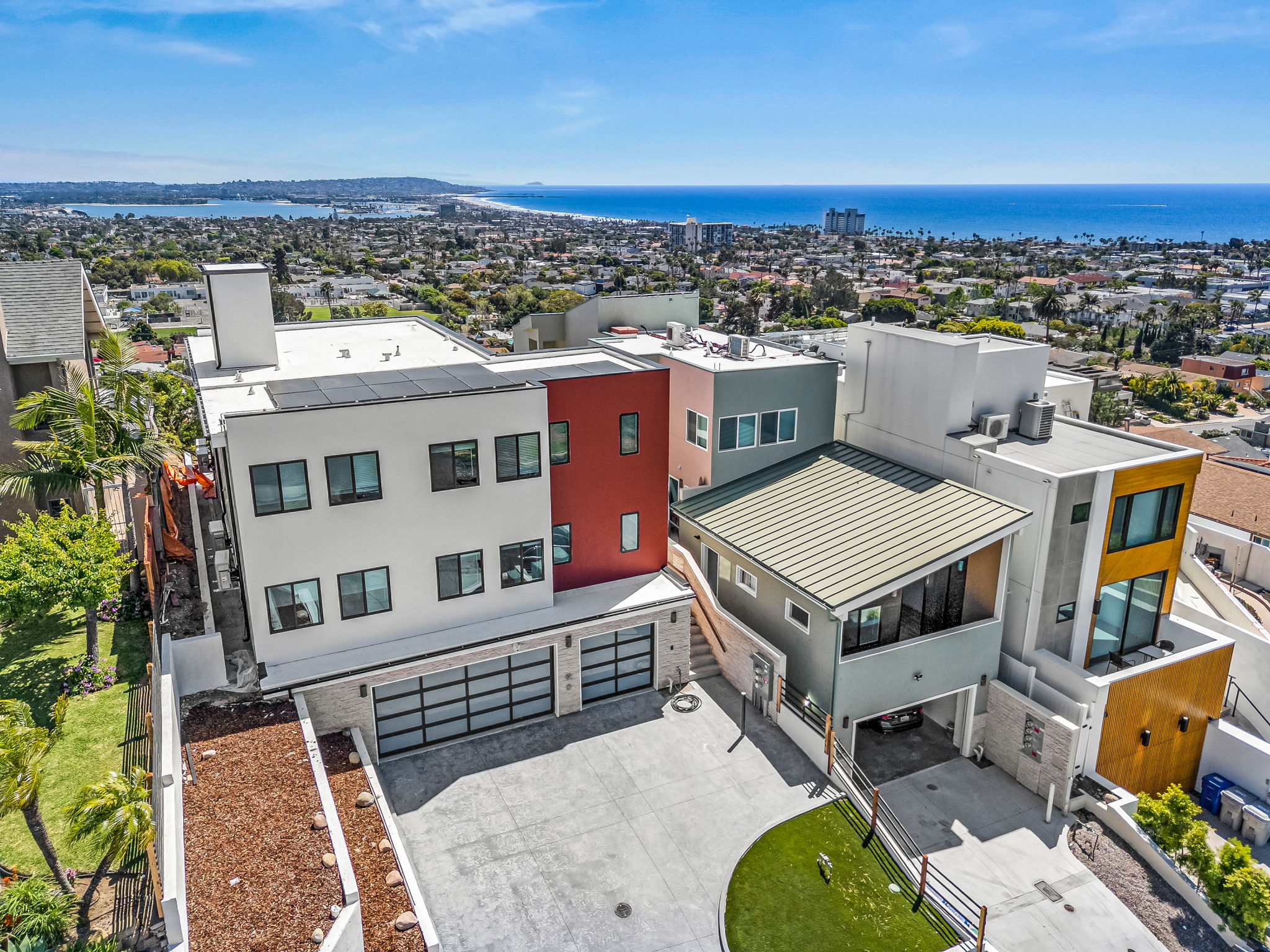 1243-1245 Van Nuys St-63