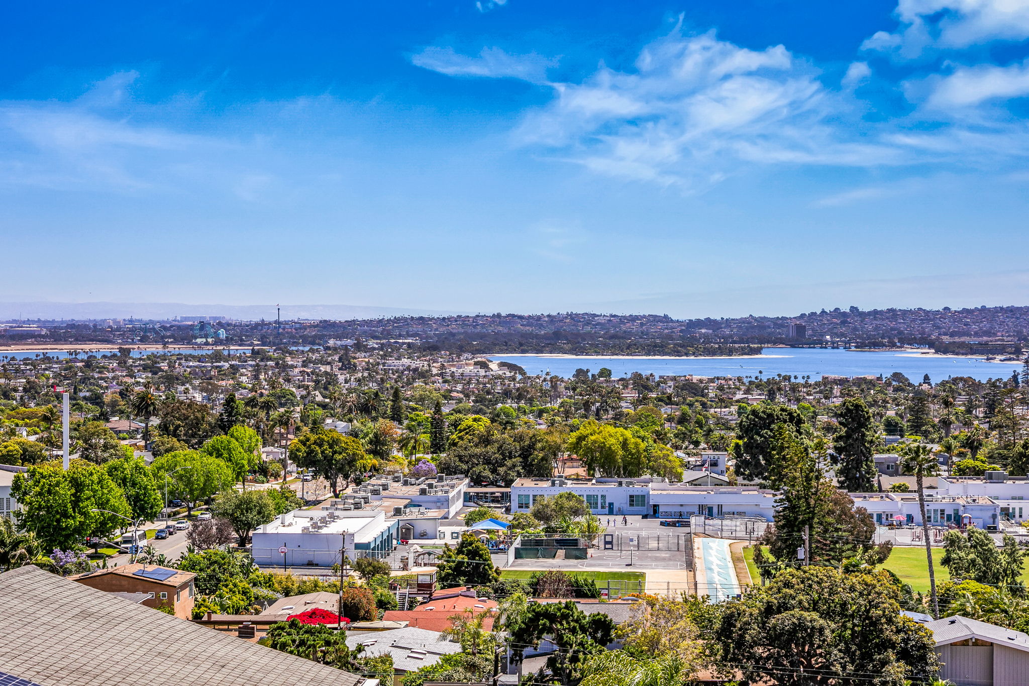 1243-1245 Van Nuys St-18