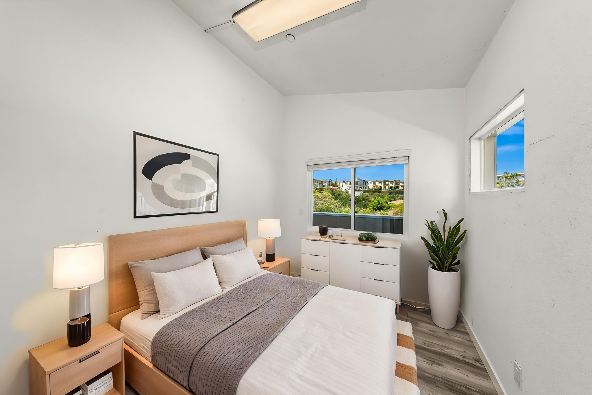 1243-1245 Van Nuys St-40 virtually staged.jpeg