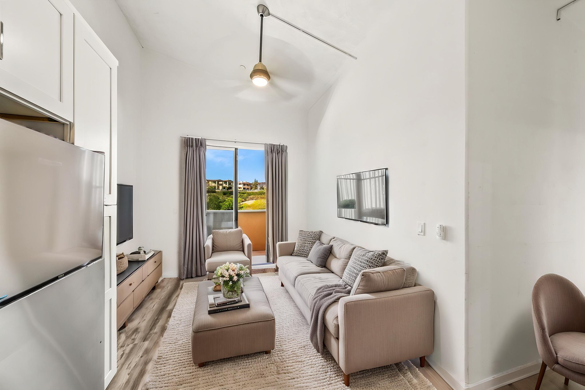 1243-1245 Van Nuys St-30 virtually staged.jpeg