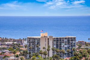 1243-1245 Van Nuys St-52