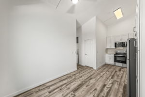 1243-1245 Van Nuys St-36