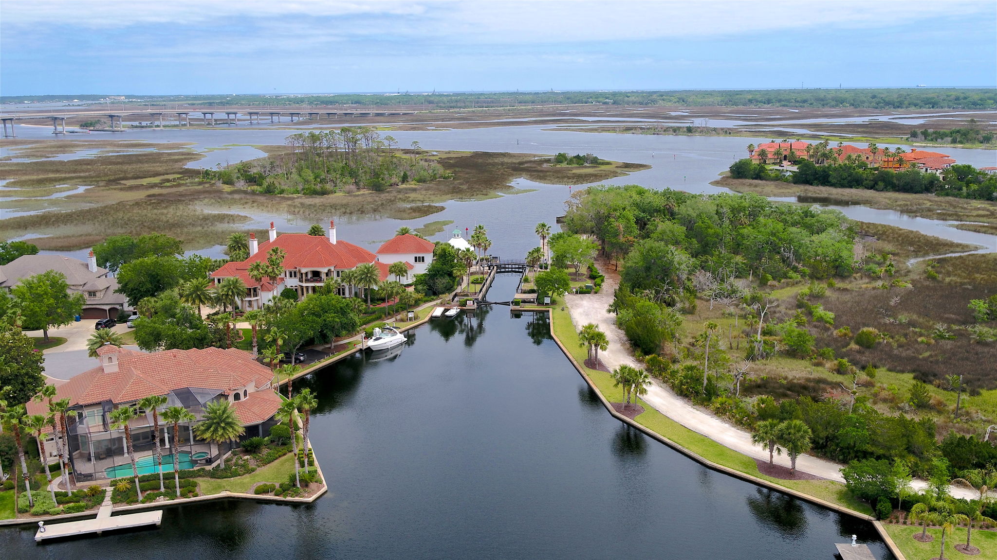 Queen's Harbour Aerial View
