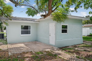 Exteriors (14)