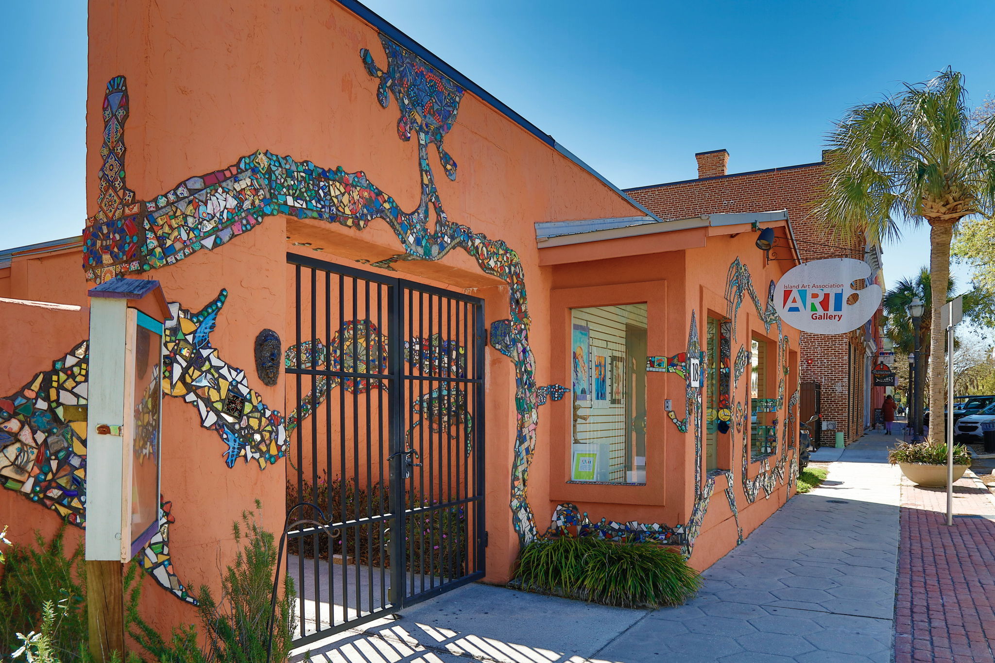 Galleries, public art and creative spaces reflect the island’s vibrant and distinctly local arts community