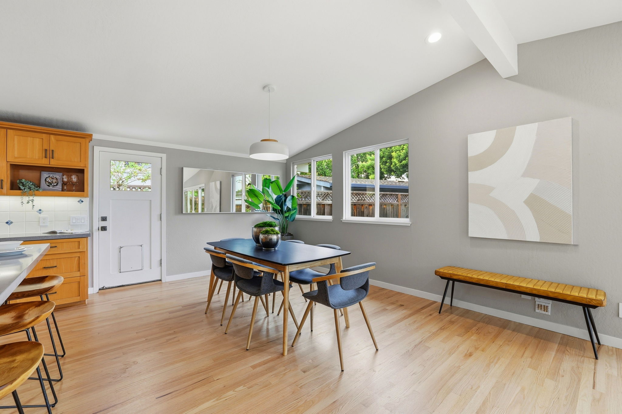 023_F8_1244 Parkington Ave