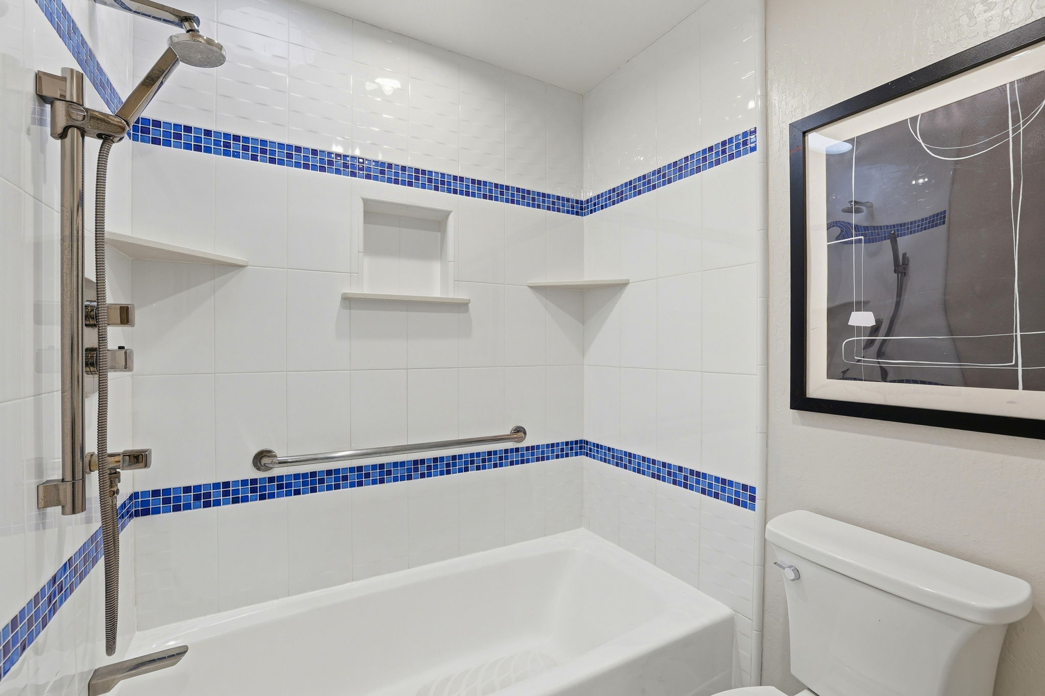 041_F8_1244 Parkington Ave