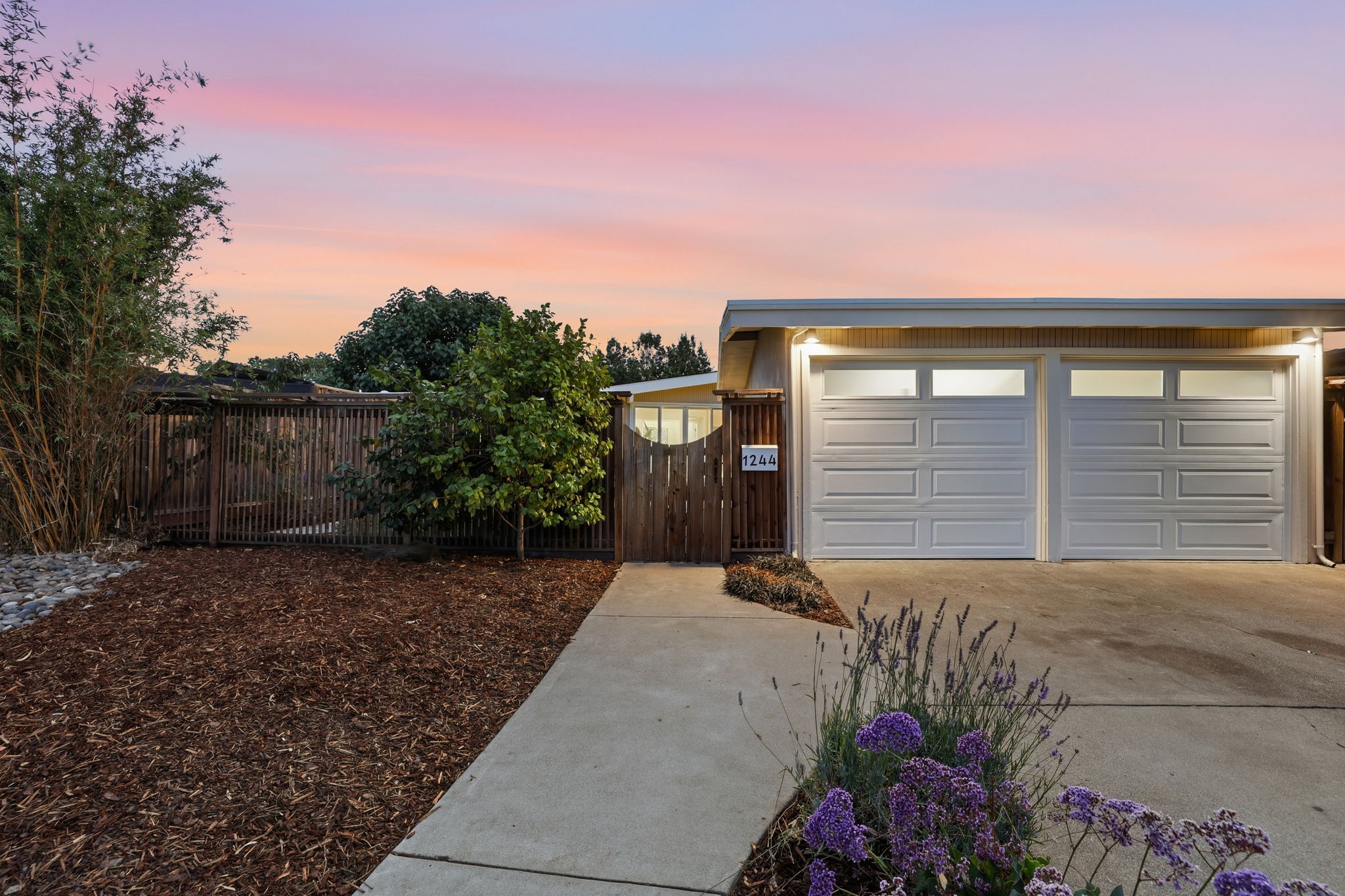 028_F8_TWILIGHT_1244 Parkington Ave