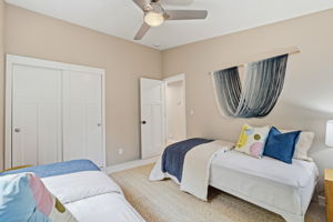 030_F8_1244 Parkington Ave