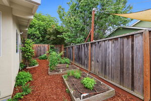 046_F8_1244 Parkington Ave