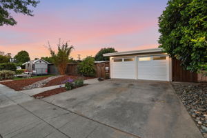 002_F8_TWILIGHT_1244 Parkington Ave