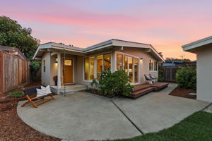 006_F8_TWILIGHT_1244 Parkington Ave