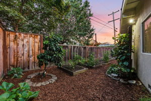 007_F8_TWILIGHT_1244 Parkington Ave