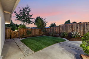 036_F8_TWILIGHT_1244 Parkington Ave