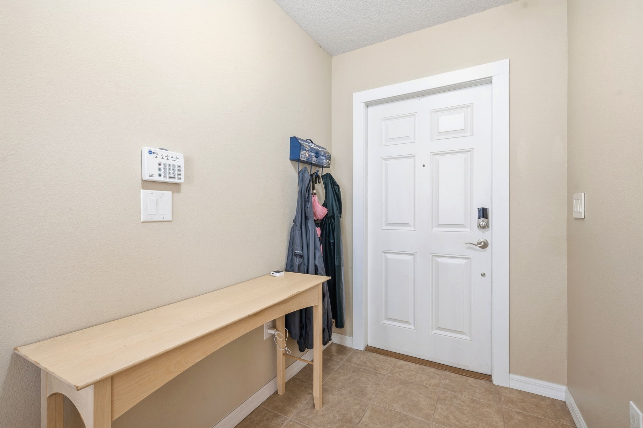 Interiors (1)