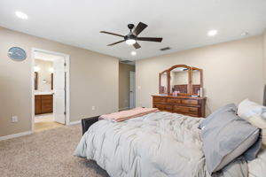 Interiors (42)