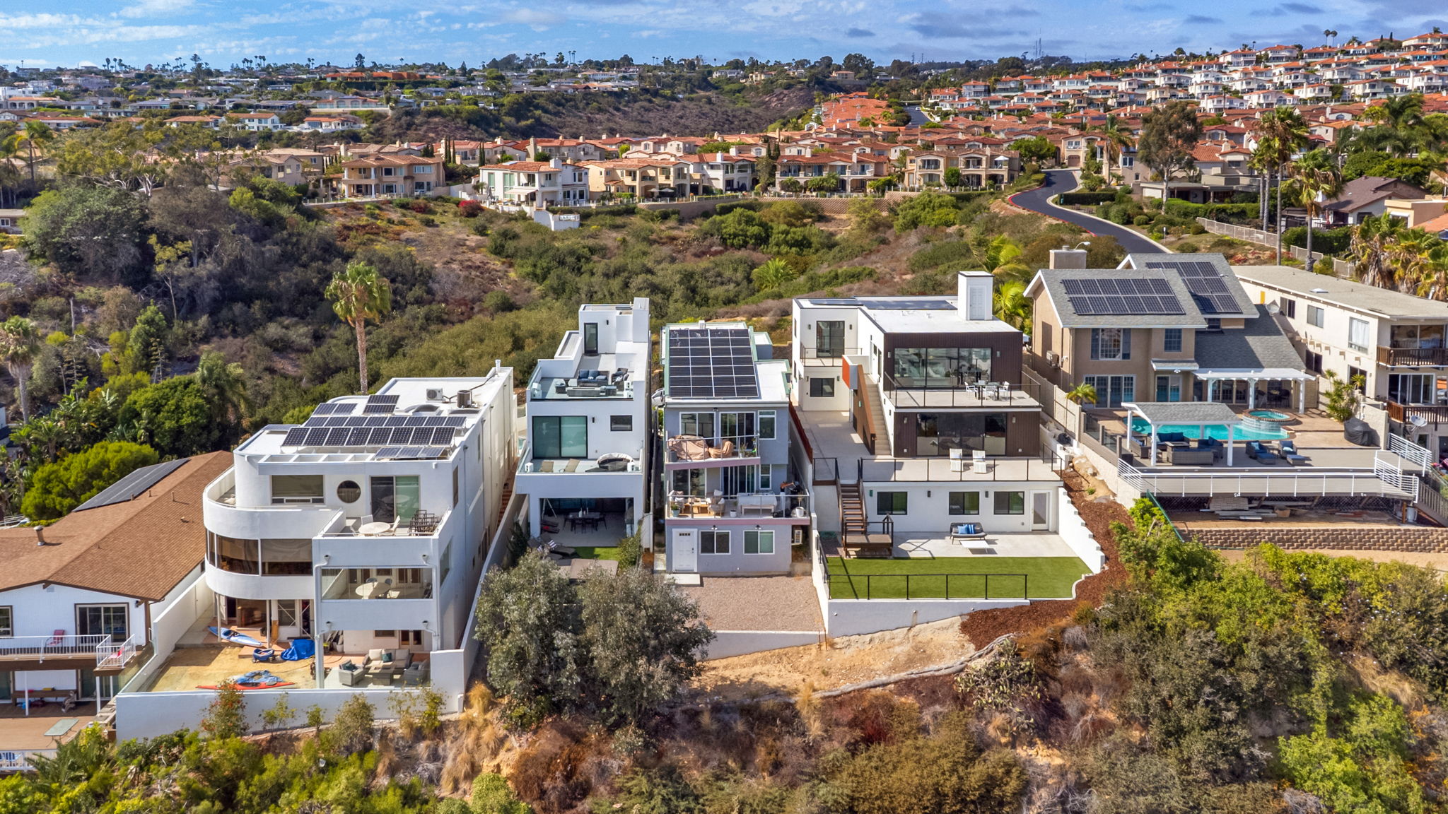  Photo 35