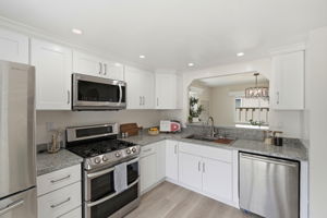009_F8_1245 Marina Cir
