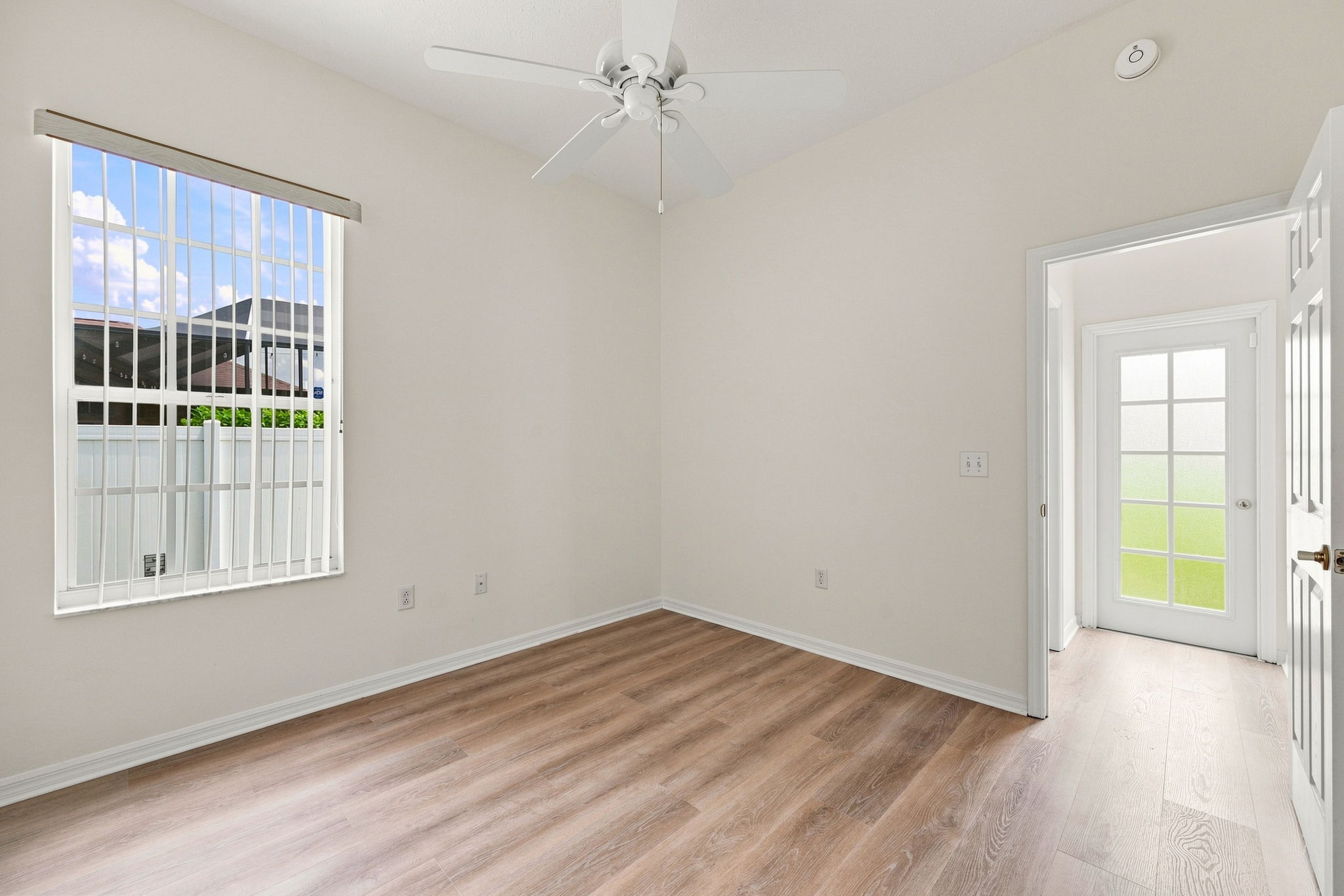 Bedroom4b