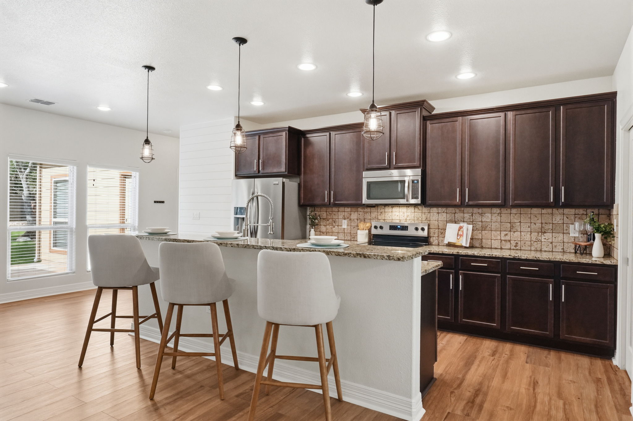 Breakfast bar