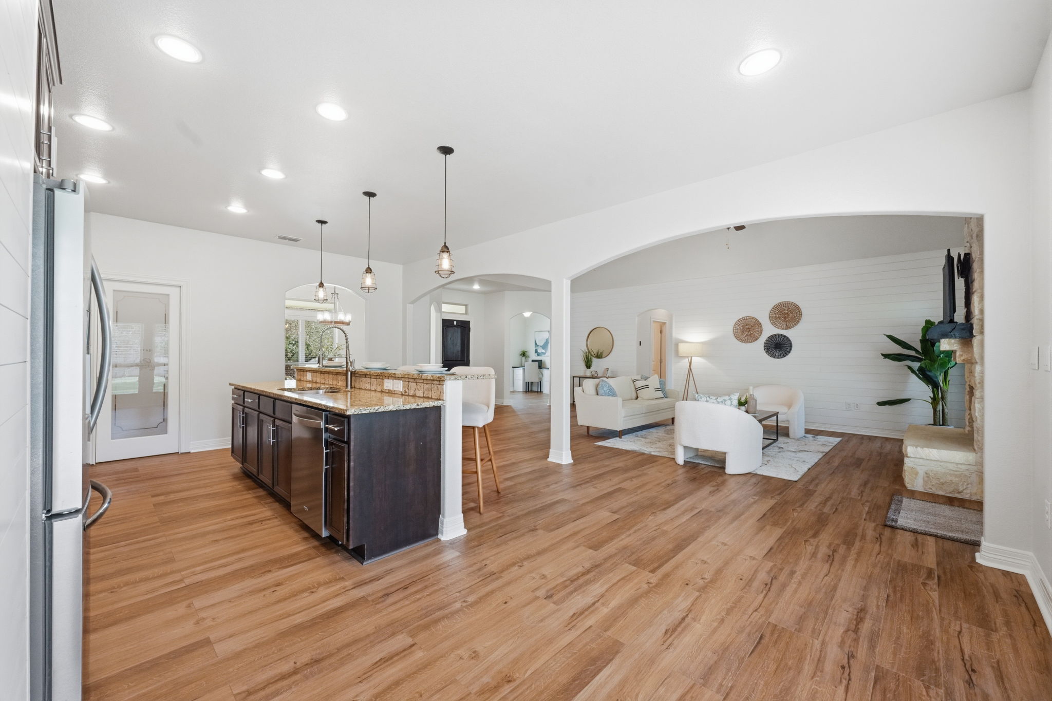 Eat in kitchen