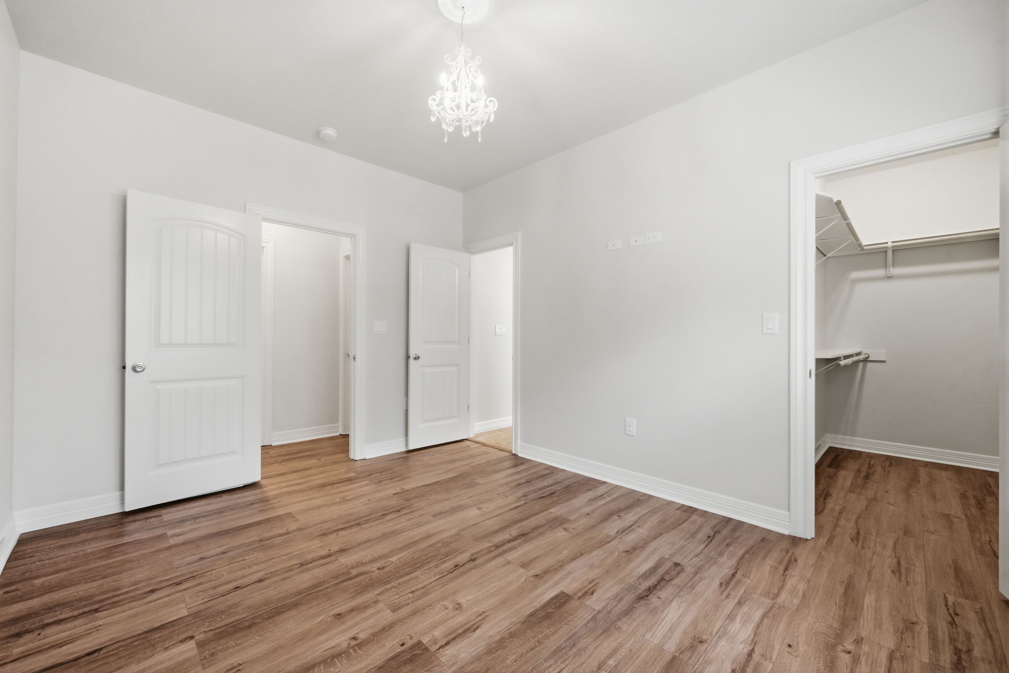 Bedroom 3 with walk in closet