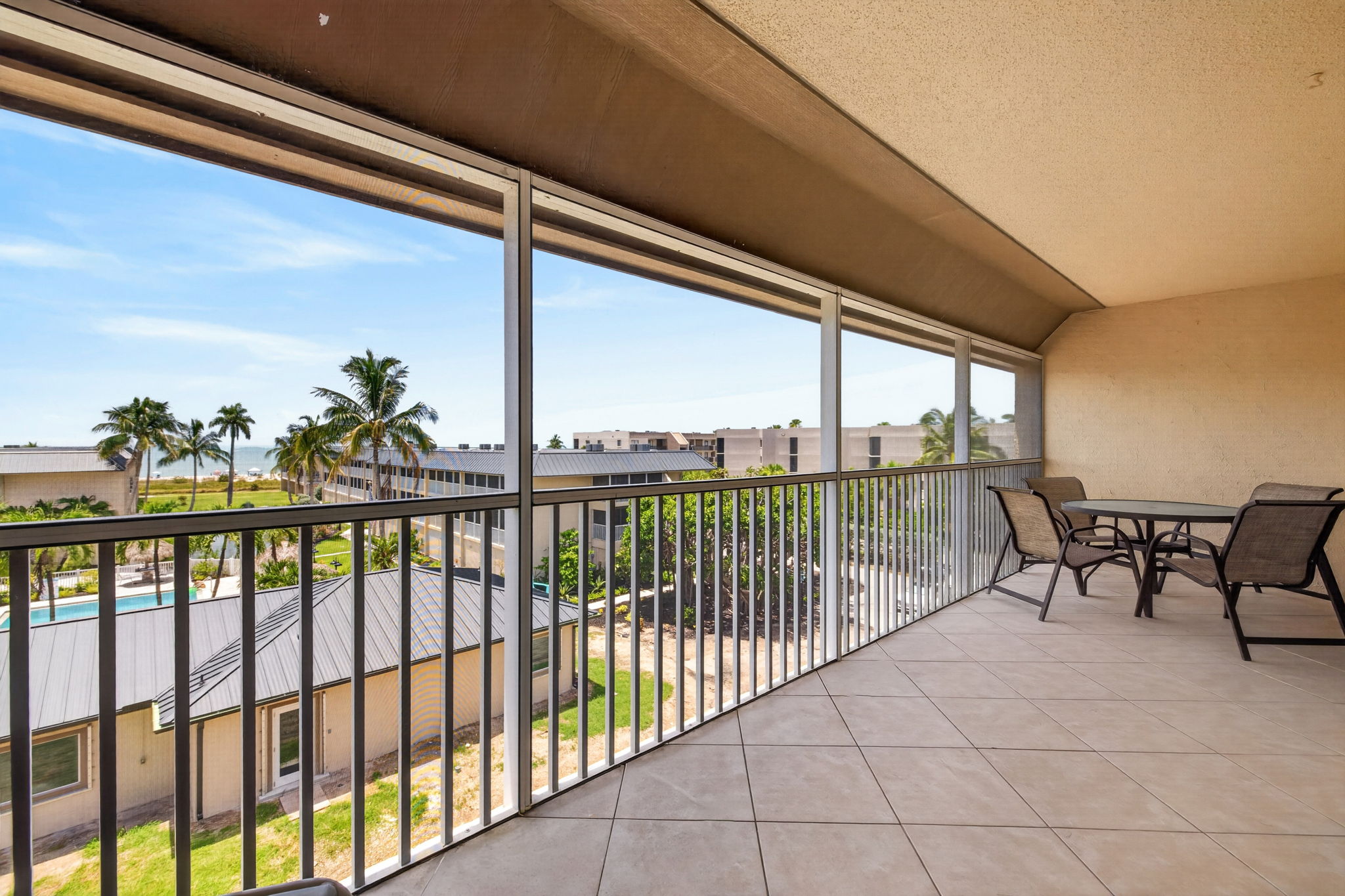 Lanai 3 of 3
