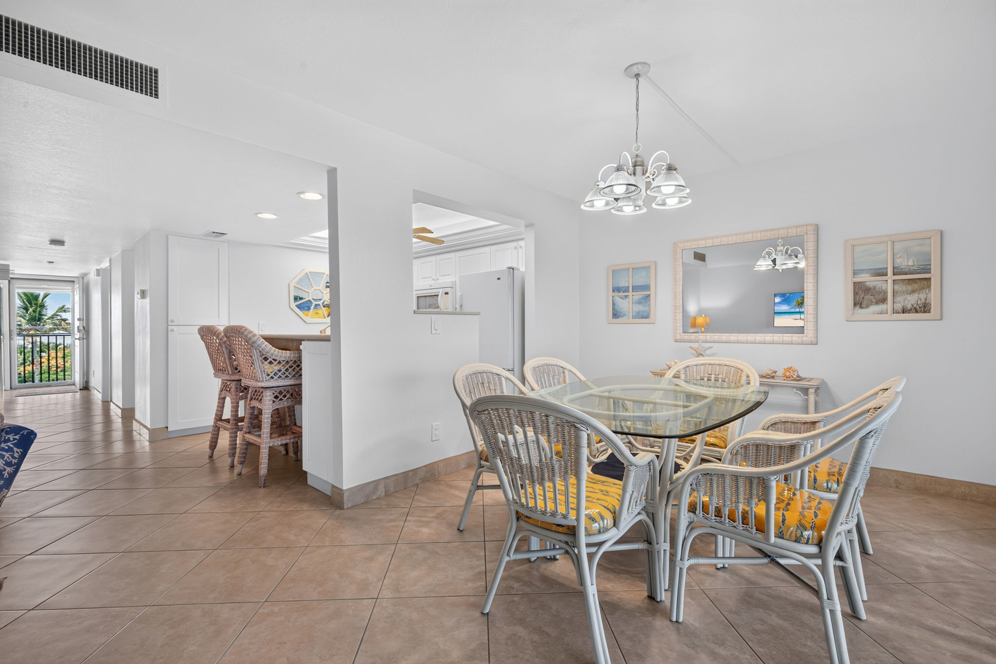 Dining Room 2 of 2