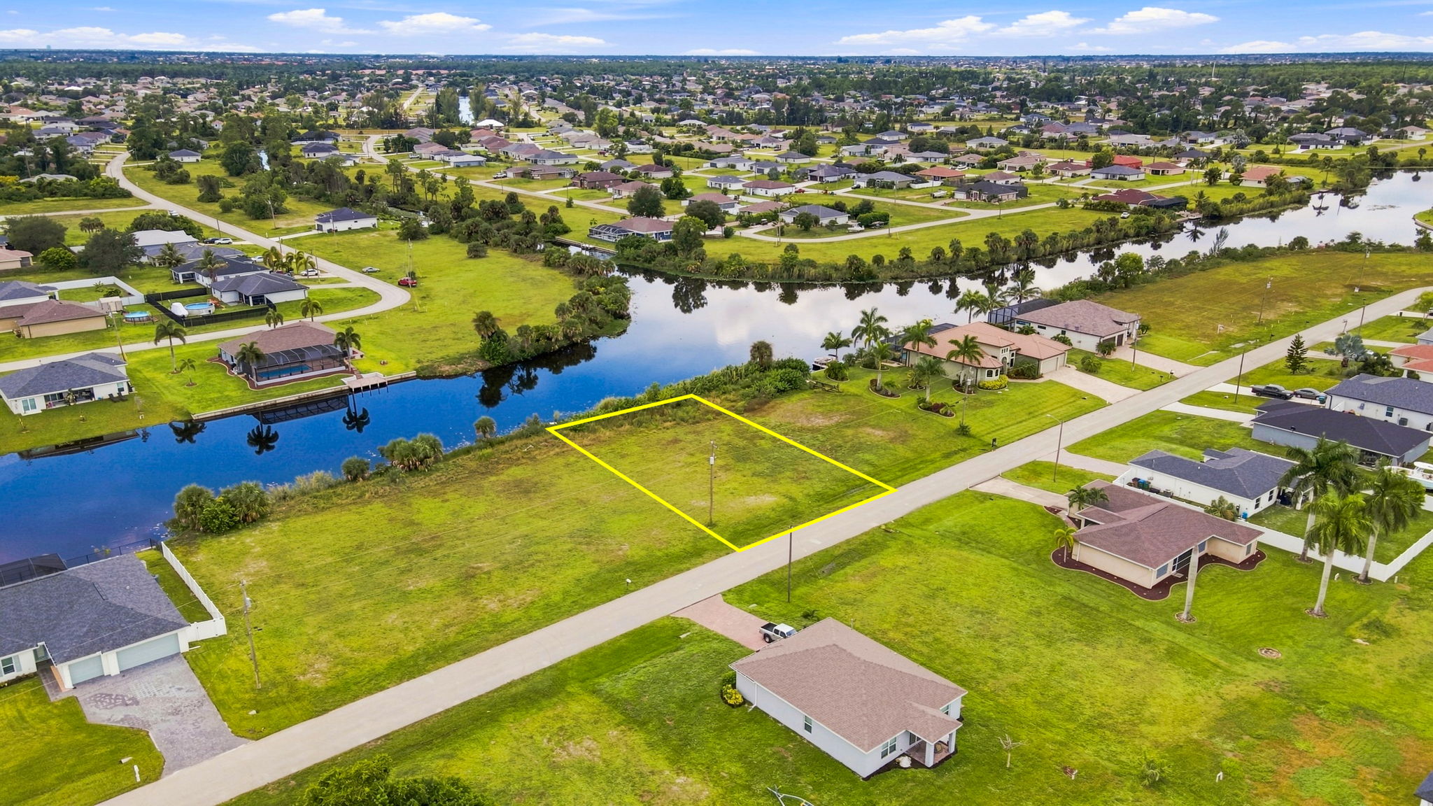 Aerial Front Exterior 2 - lot line