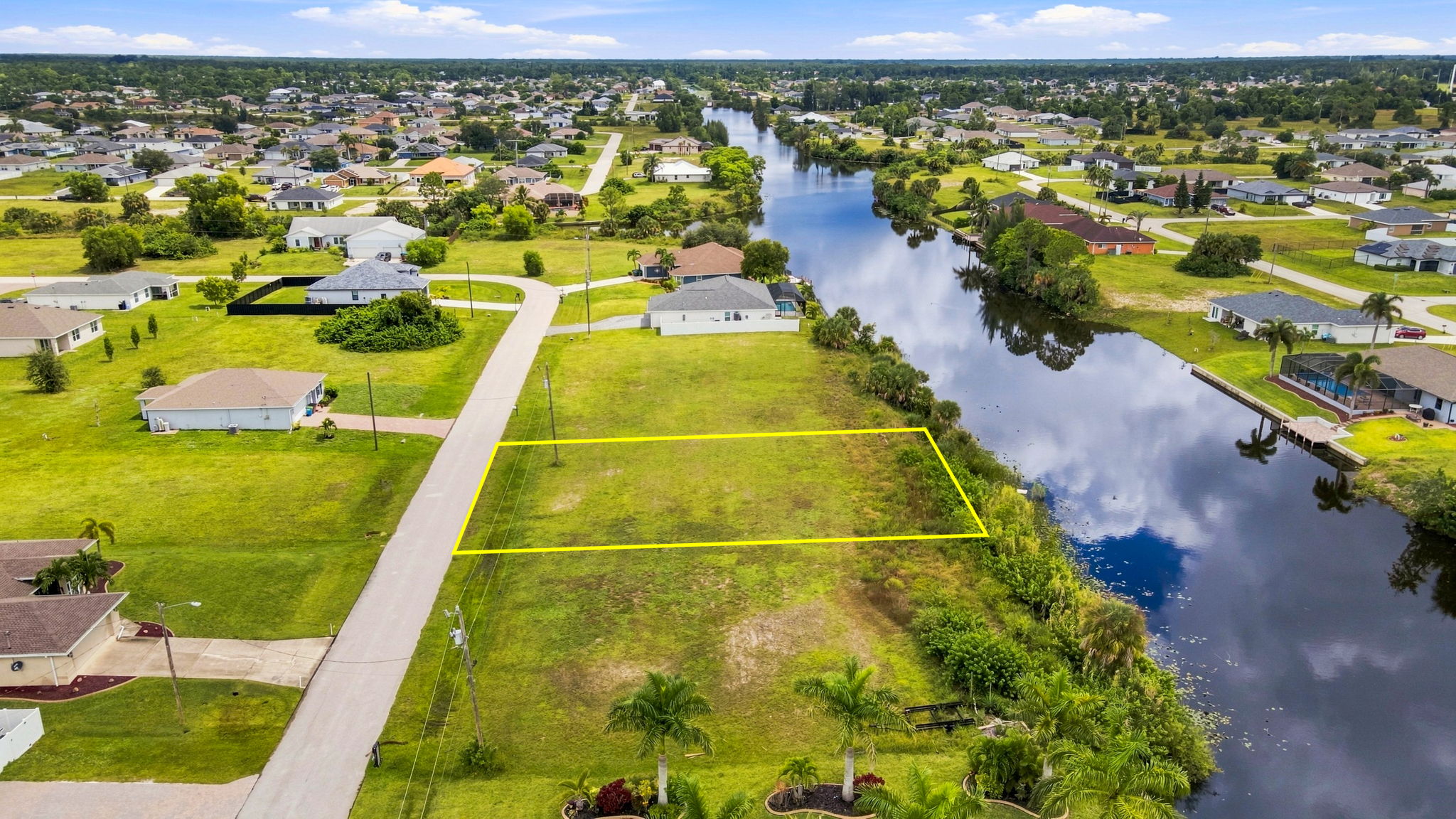 Aerial Side Exterior 1 - lot line