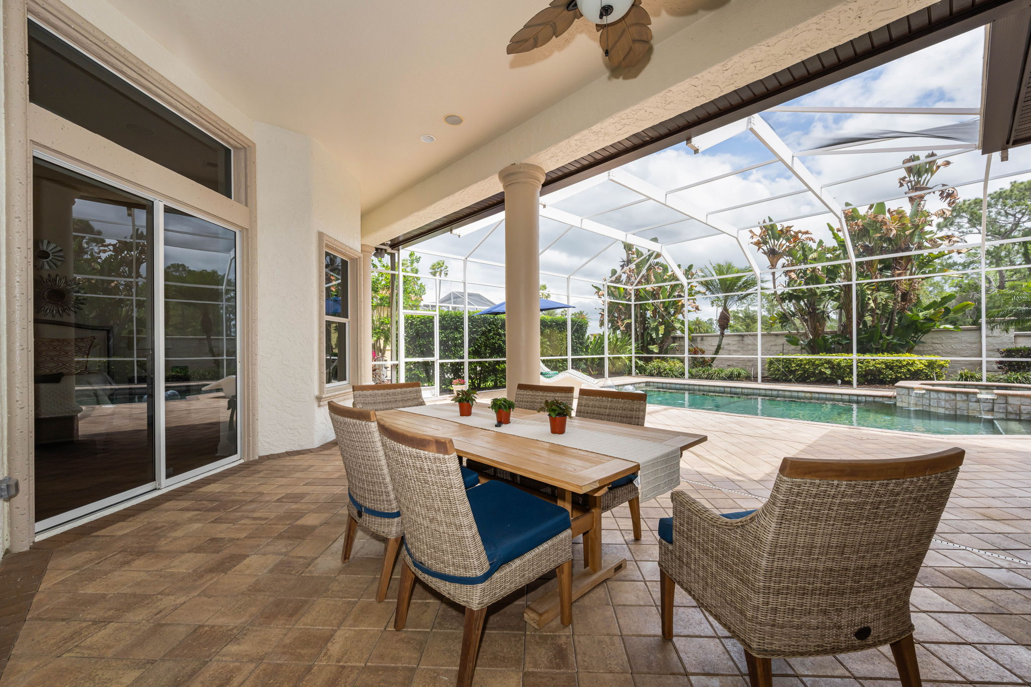 Lanai 1