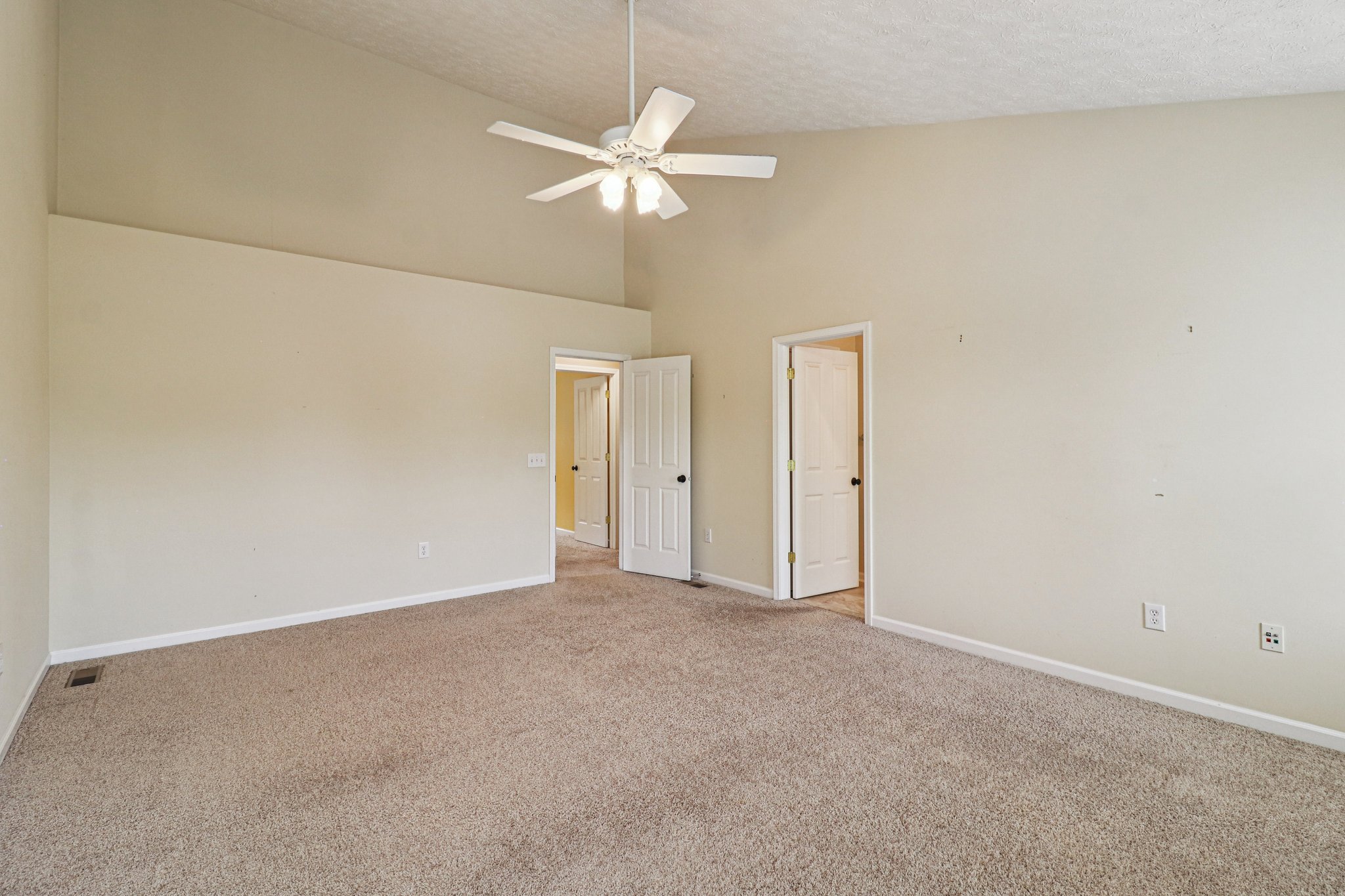 Valdosta Pl-S0107-037.jpg