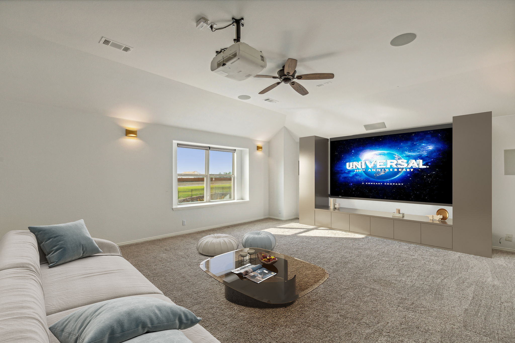 2nd primary en suite/mother in law suite or HOME THEATER