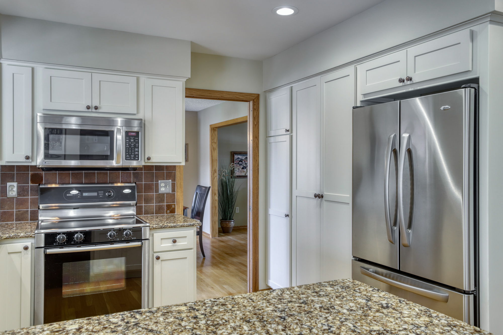 1246 Willow Ln, Roseville, MN 55113, USA Photo 17