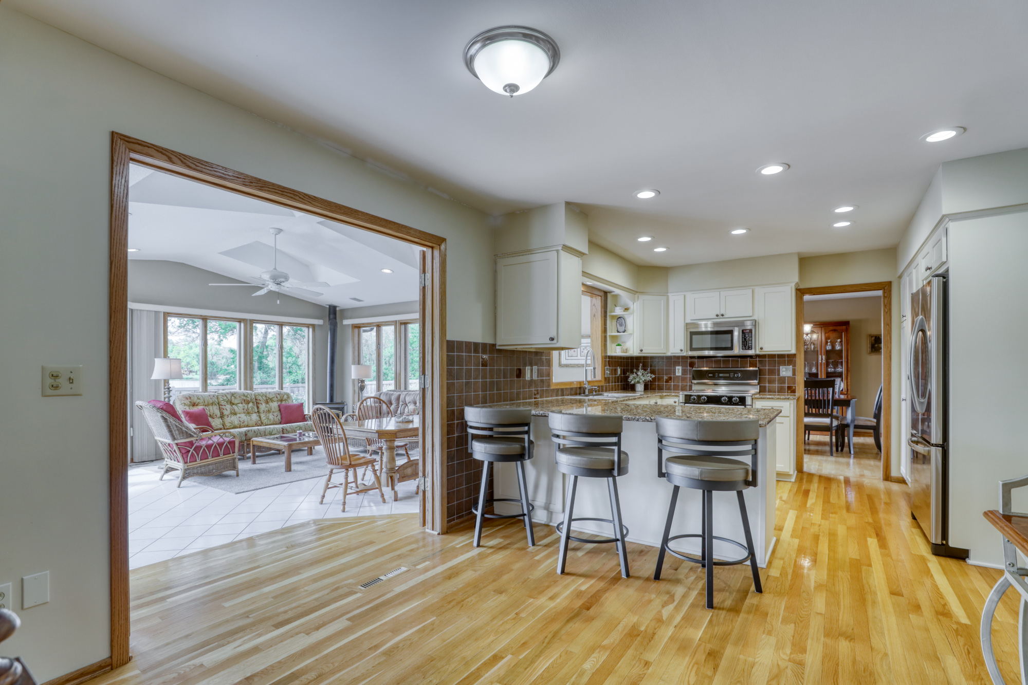 1246 Willow Ln, Roseville, MN 55113, USA Photo 18