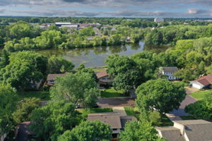 1246 Willow Ln, Roseville, MN 55113, USA Photo 59