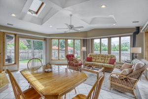 1246 Willow Ln, Roseville, MN 55113, USA Photo 31