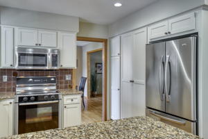 1246 Willow Ln, Roseville, MN 55113, USA Photo 16