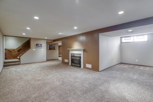 1246 Willow Ln, Roseville, MN 55113, USA Photo 45