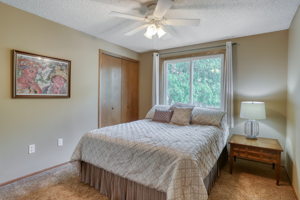 1246 Willow Ln, Roseville, MN 55113, USA Photo 40