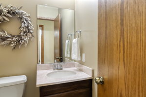 1246 Willow Ln, Roseville, MN 55113, USA Photo 33