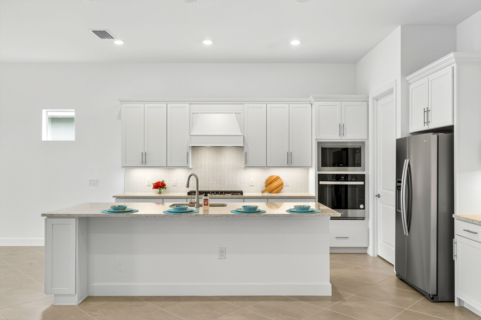 Breakfast Bar 1 of 2