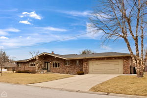 12467 S Meade Ave_002