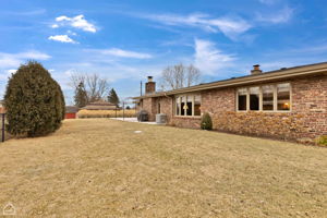 12467 S Meade Ave_008