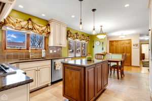 12467 S Meade Ave_011