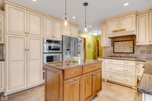 12467 S Meade Ave_013