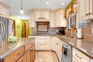 12467 S Meade Ave_014