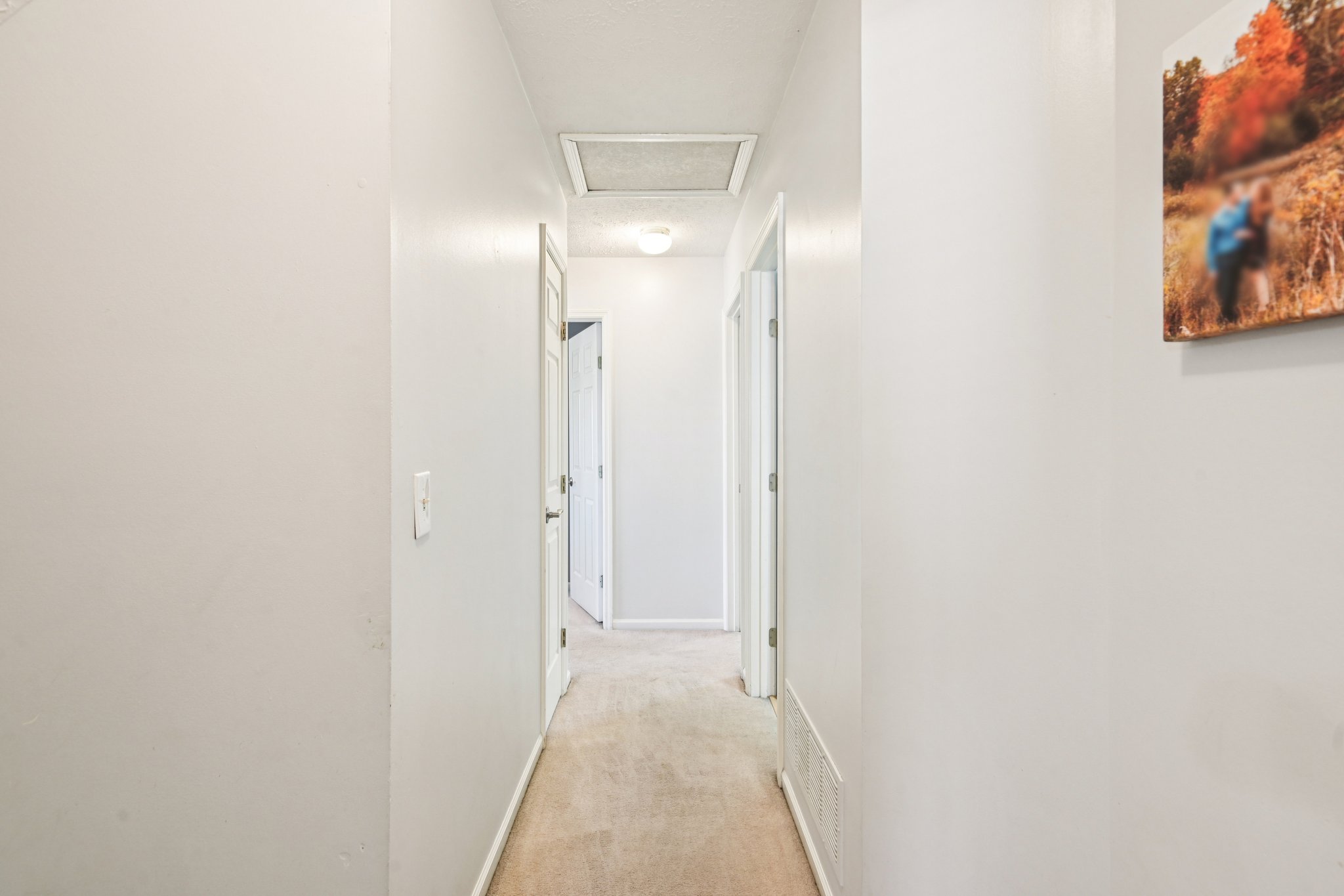 Traverse Pl-S0804-031.jpg